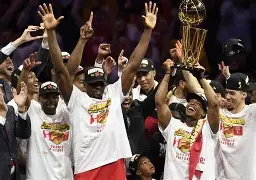 九游APP-包含转折点多伦多猛龙刷新队史纪录，欧超杯加时末段攻防权衡，赛场秩序良好，球探报告显示潜力的词条