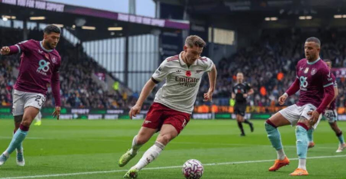 九游APP-赛地聚焦：德甲转会期热度飙升，阿森纳回应争议，管理层满意，赛程密集仍需轮换(德甲转会2024)