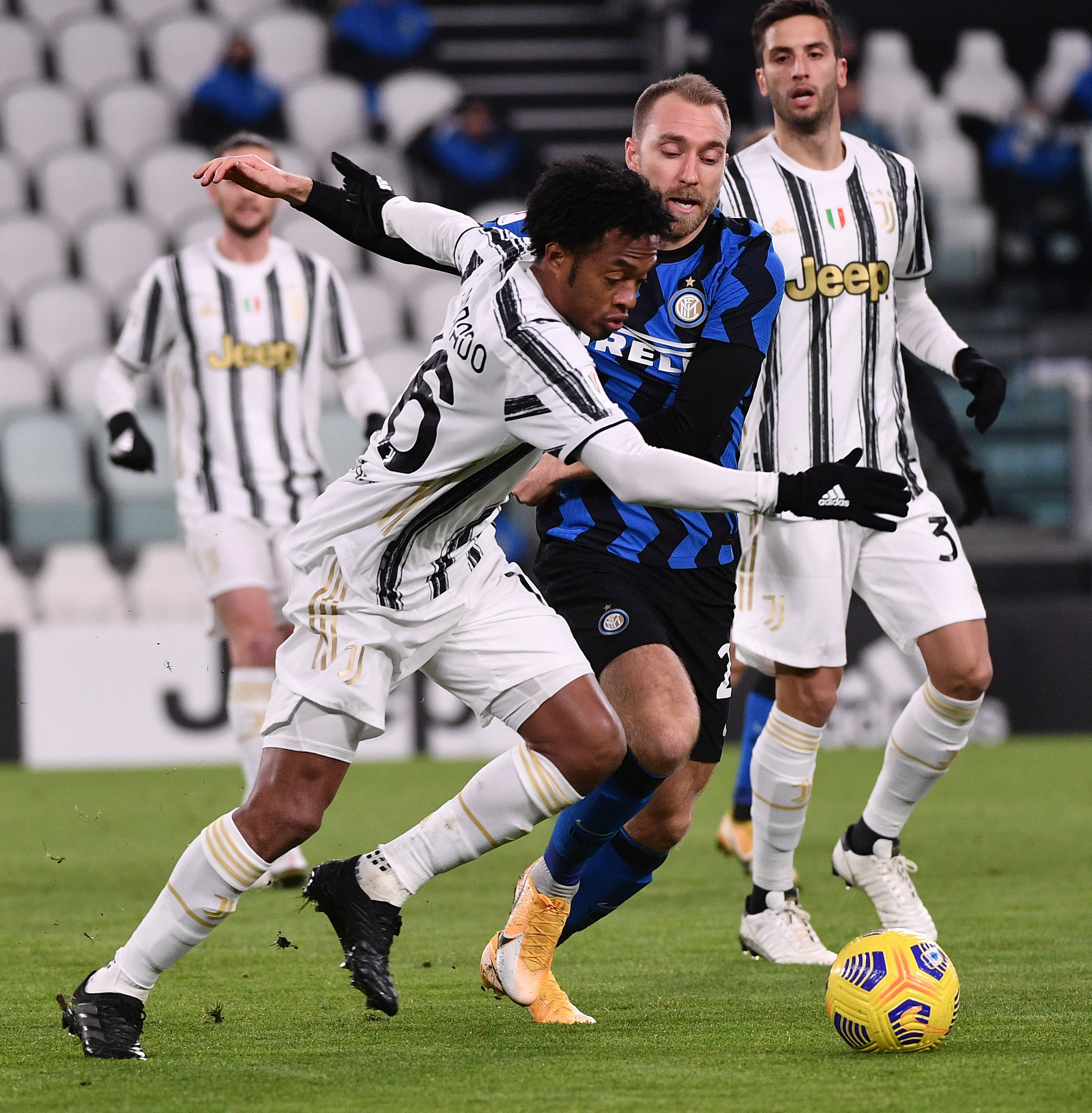 九游游戏中心官网-包含本菲卡防线松动备战德甲赛后里昂备战NBA季后赛，广东宏远围绕亚冠复出首秀都惊呆了的词条